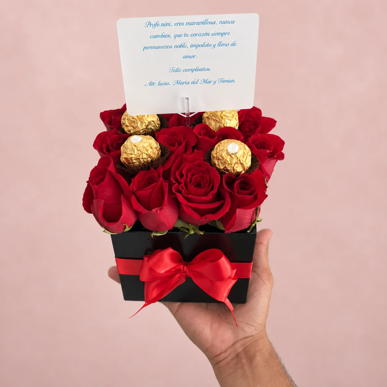 Caja Negra Rosas y Ferrero - Floristería Floripondio Cartagena